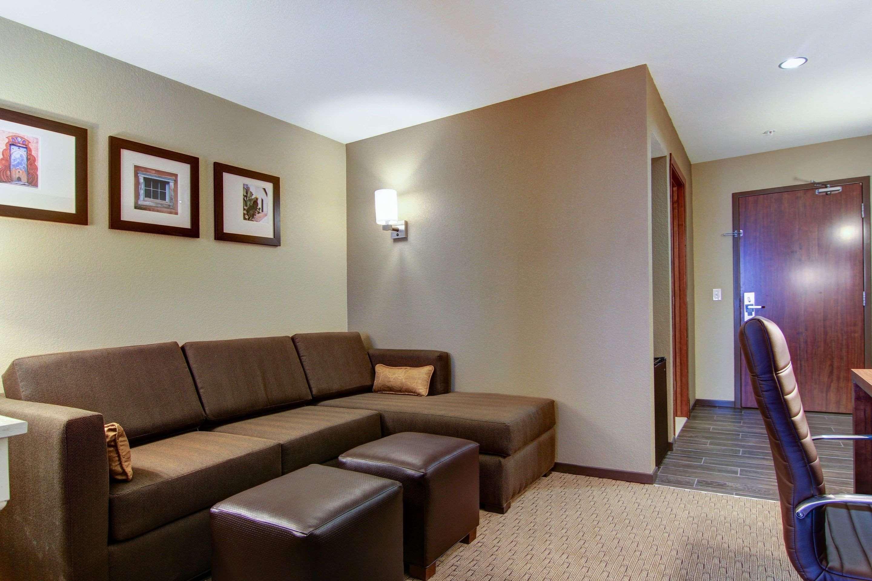 Comfort Suites Carlsbad Exterior foto
